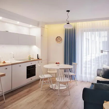 I - Z Parkingiem Apartmán