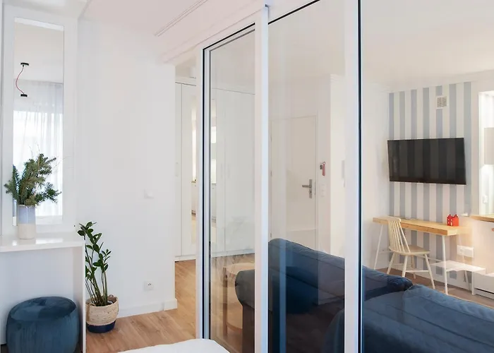 I - Z Parkingiem * Gdynia